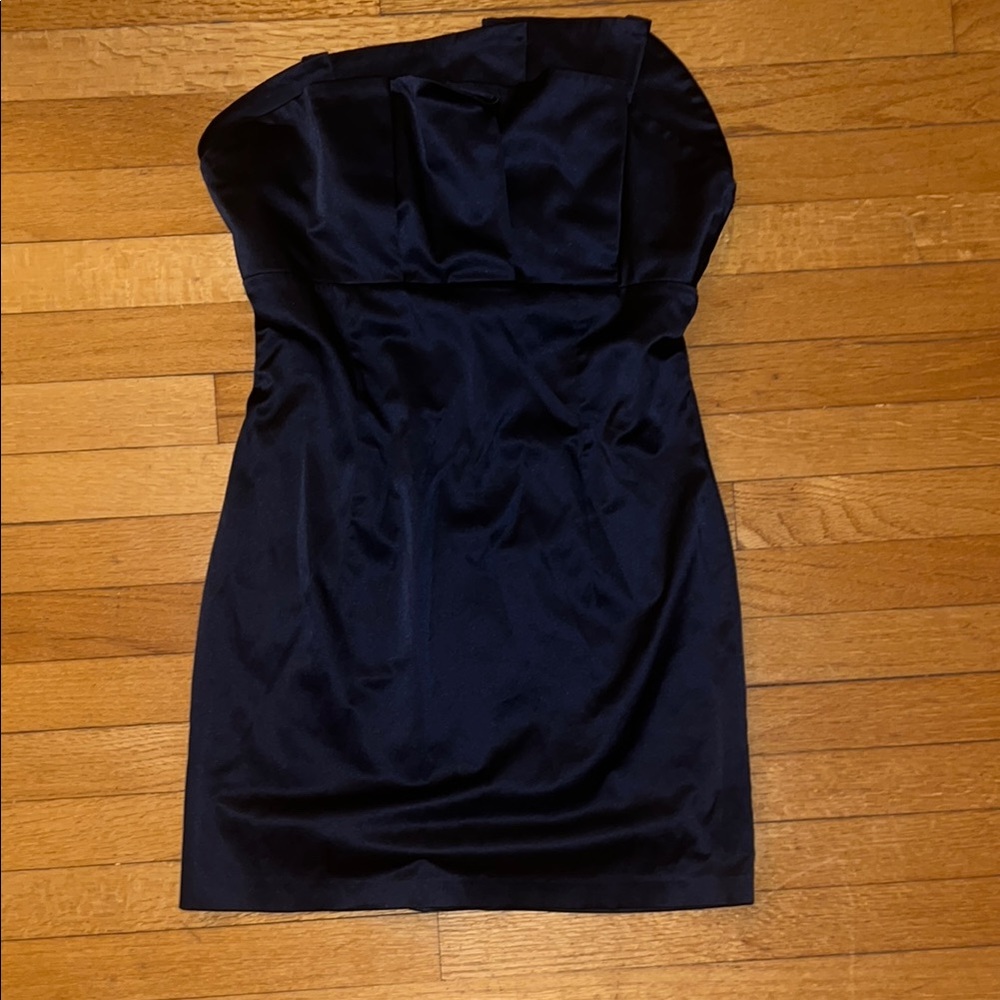 Elegant Strapless Mini Dress